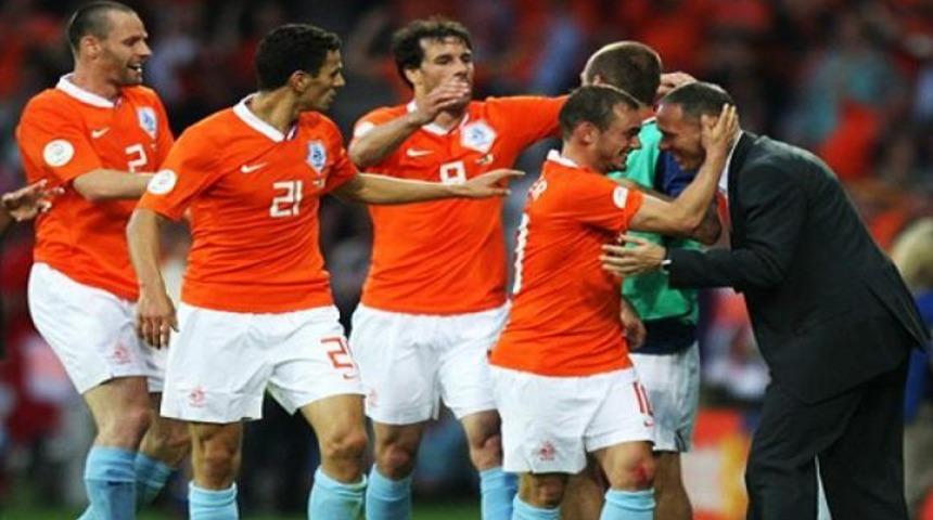 "Sneijder'i harcadılar"