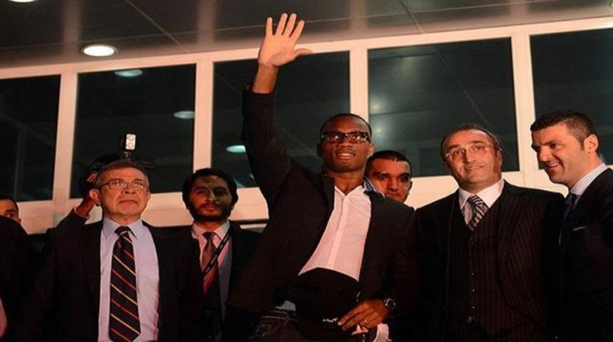 Drogba'ya karşılama rezaleti..!