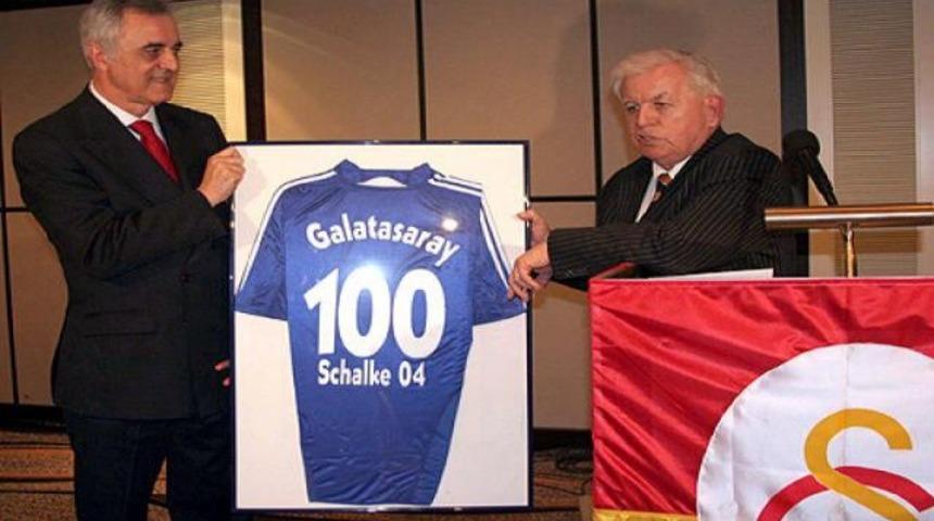 'Sneijder ve Drogba para i&ccedil;in geldi'