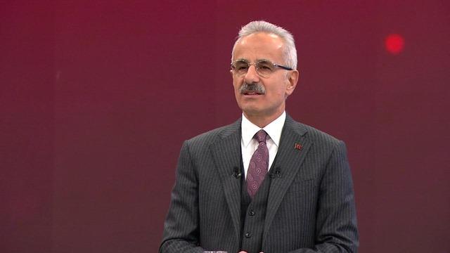 Bakan Uraloğlu canlı yayında duyurdu: Yavuz Sultan Selim Köprüsü'ne demiryolu hattı!