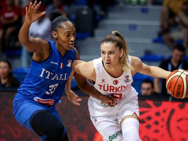 Potanın perileri yarı finali kaçırdı...