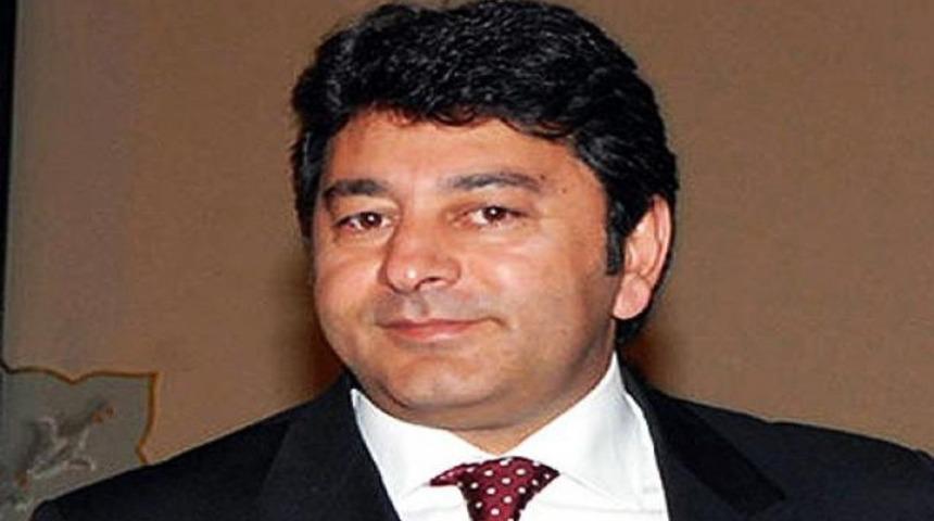 Alex'e cevap verdi..!