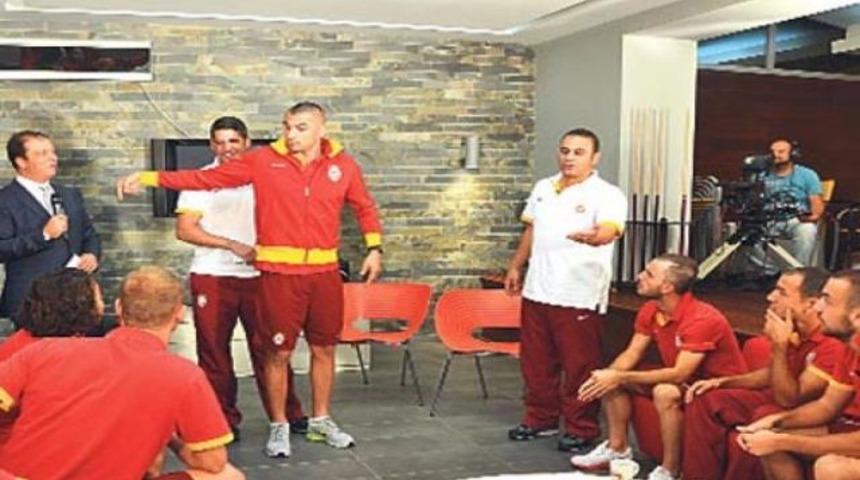 G&uuml;lmekten kırıp ge&ccedil;irdiler..!