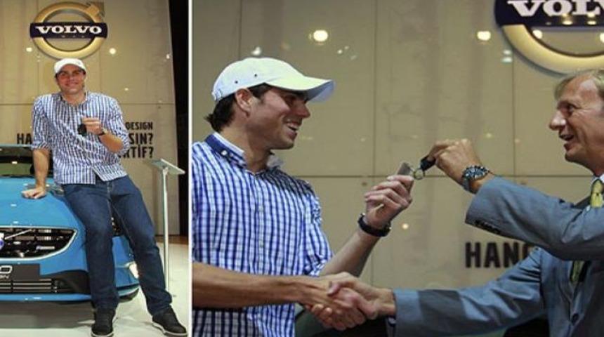 Elmander'e araba hediye edildi!