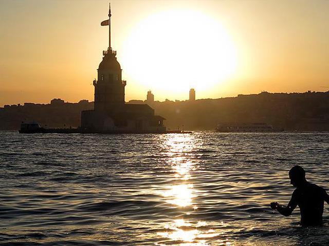 İstanbulluların beklediği oldu: Bug&uuml;n yaz geldi ama...