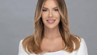 Ünlü spiker Merve Dinçkol yakışıklı oyuncuyla evleniyor! Teknede bekarlığa veda partisi