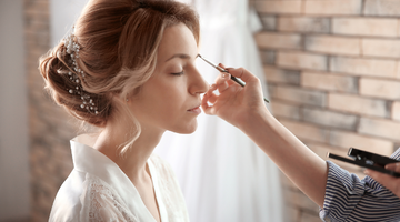 Bu yıl "doğallık" kazanıyor! İşte 2025'in d&uuml;ğ&uuml;n makyajı trendleri