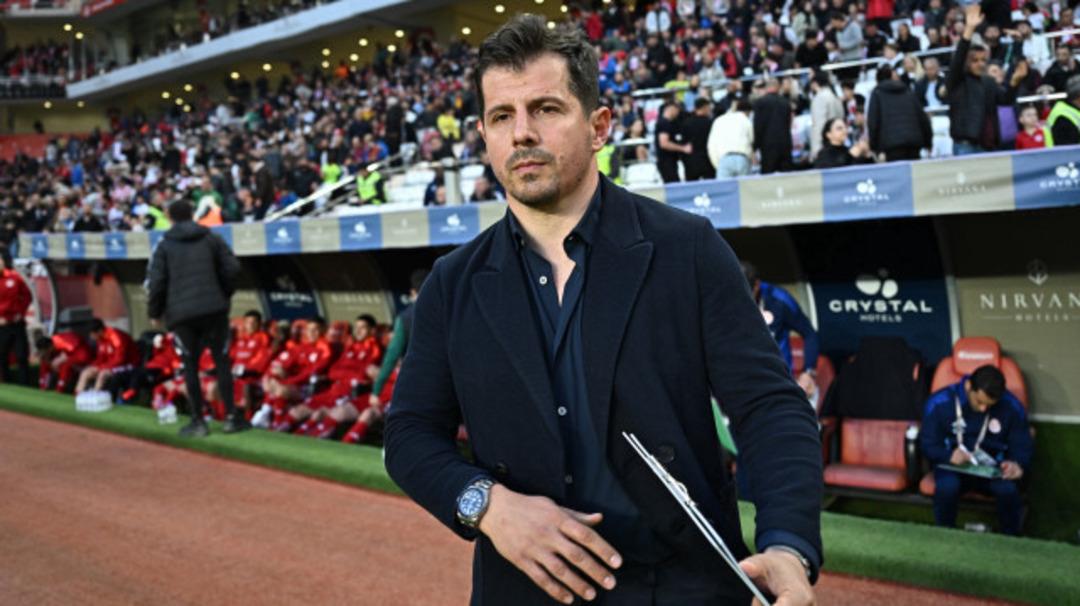SON DAKİKA: Antalyaspor da Emre Belözoğlu dönemi resmen sona erdi! Sosyal medya hesabından duyurdu 2