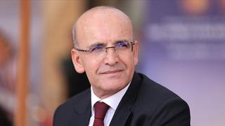 Bakan Şimşek 'Önemli bir gelişme' diyerek duyurdu! '6 yılın en düşük seviyesine inmesi...'