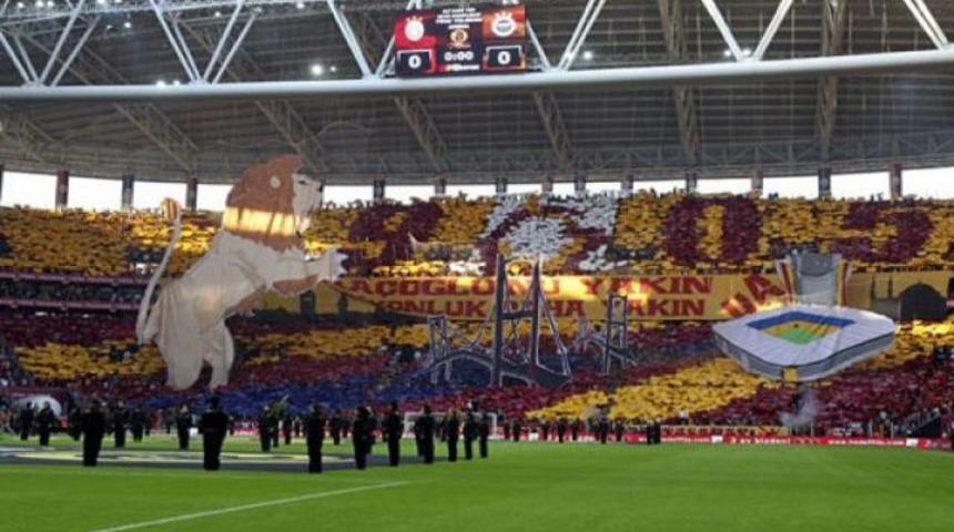 G.Saray'dan yine koreografi dersi!