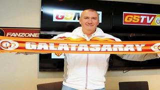 Galatasaray'ın hocasını istemiyoruz