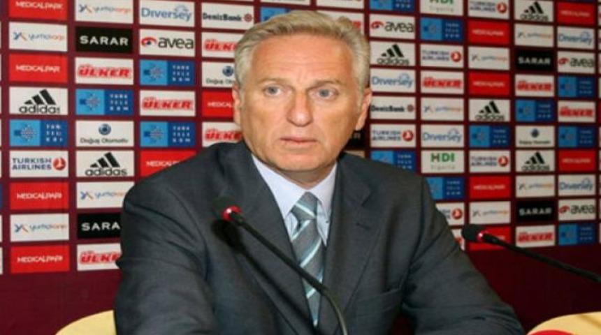 Aydınlıkta kupa almak başka oluyormuş!