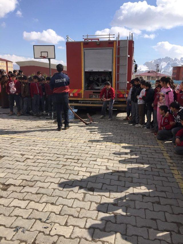 Doğubayazıt’ta yapılan tatbikat gerçeği aratmadı