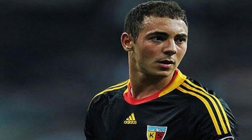 Amrabat transferi bu y&uuml;zden gecikti..!