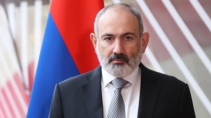 Ermenistan'da 'Darbe planı' iddiası! Paşinyan duyurdu... Muhalif başpiskopos gözaltına alındı