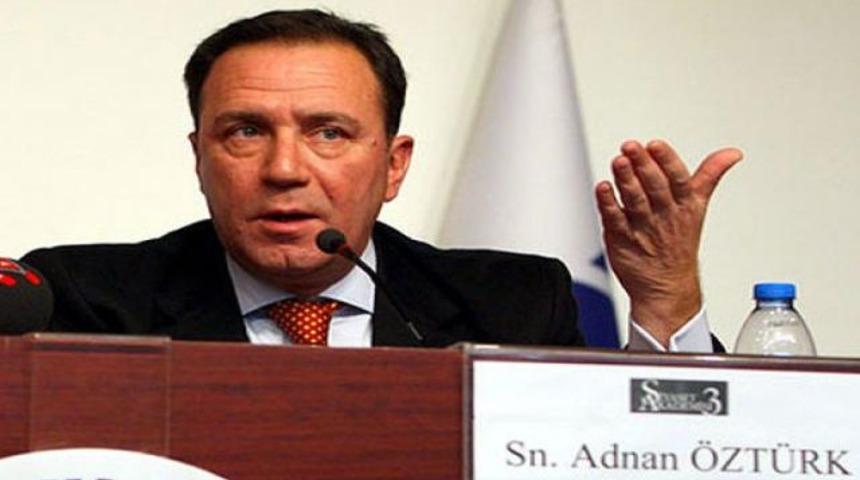 &Ouml;zt&uuml;rk: Aziz Yıldırım yanlış yapıyor!