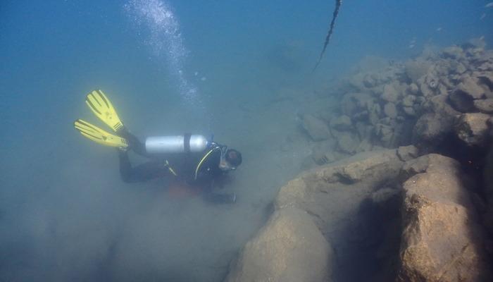 20454608-700x400 Bodrum'da gönüllü dalgıçlar deniz dibinden 161 kilogram atık çıkardı