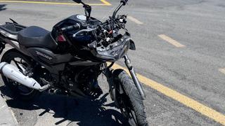 Erzurum'da motosiklet hafif ticari araçla çarpıştı! Motosiklet sürücüsü ağır yaralandı