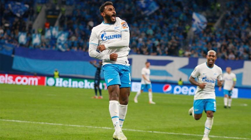 Jose Mourinho isim verdi... Geçtiğimiz yaz Galatasaray'ın çok istediği Wendel Fenerbahçe için liste başı! Başkan Ali Koç devrede