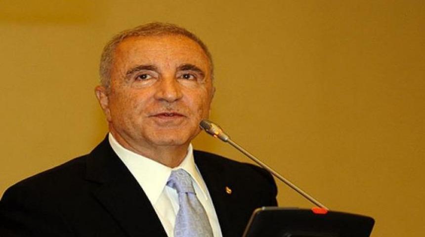 'Lacivert ceket, beyaz g&ouml;mlek'