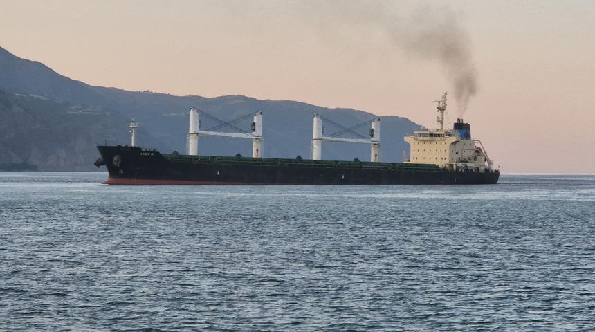 Yer: Tekirdağ! Kuru yük gemisi karaya oturdu: Belediye Başkanı'ndan açıklama: "Herhangi bir sorun yok"