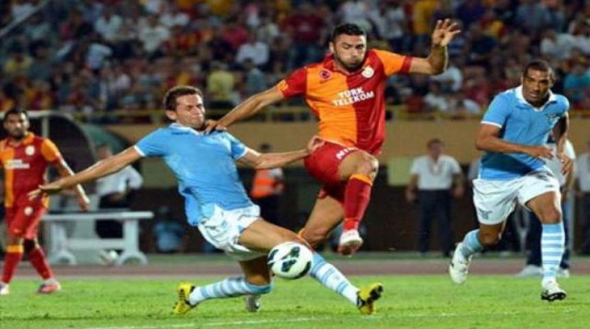 Ujfalusi'den Burak'a b&uuml;y&uuml;k jest..!