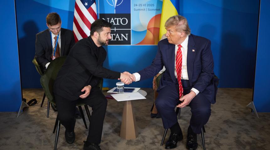 Ukrayna Devlet Başkanı Zelenskiy ile ABD Başkanı Trump, Lahey’de görüştü