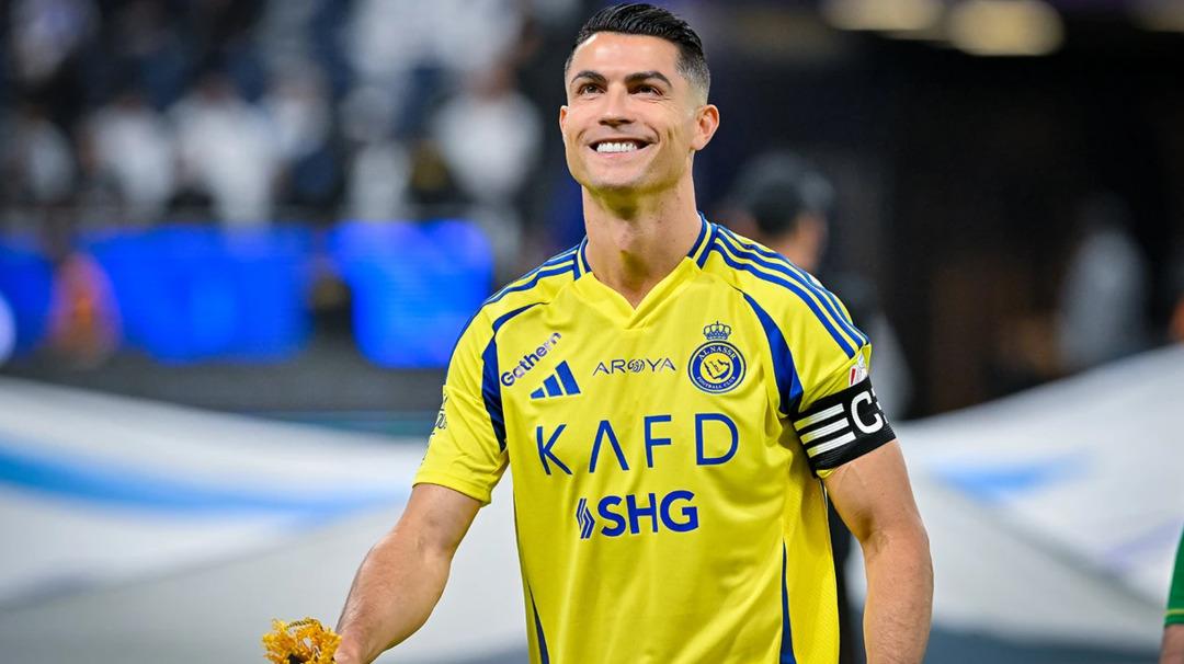 Beklenen oldu! Cristiano Ronaldo, iki yıllık sözleşmeye imzayı atıyor! 1