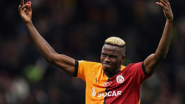Victor Osimhen'e tarihi transfer teklifi! Takasın yanında bonservis de önerdiler