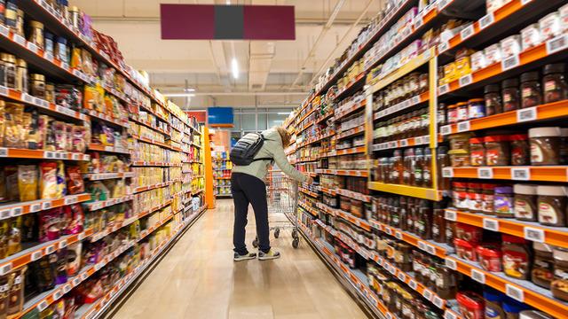 Market fiyatlarında onlar da etkili! Şimdi de raflara ‘fareler’ dadandı! Aylık kayıp yüzde 5… Kurulan tezgahı zincir market çalışanları anlattı