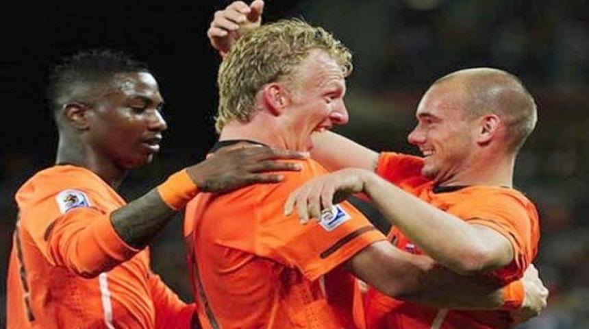 Kuyt'tan Sneijder itirafı..!