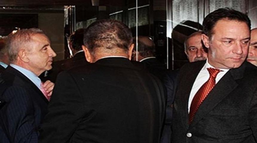 G.Saray'da i&ccedil; savaş..!