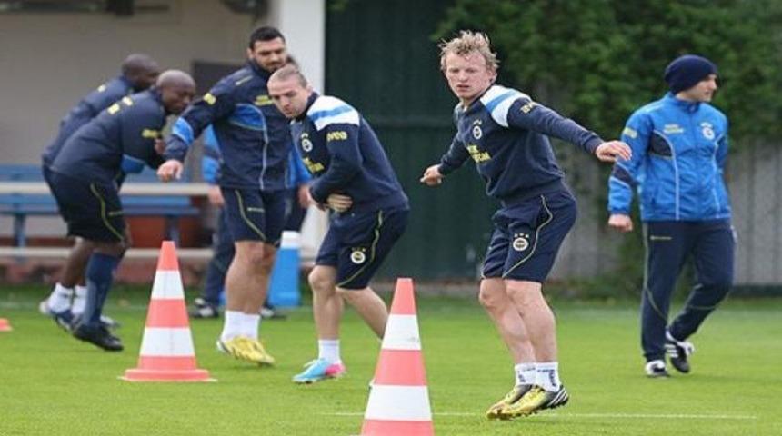 Fenerbah&ccedil;e'ye iki m&uuml;jde