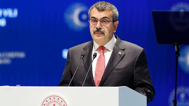 Milli Eğitim Bakanı Yusuf Tekin açıkladı: LGS iptal edilecek mi? Serbest kıyafet uygulaması neden kalktı? Mülakat kalkacak mı? LGS’de soru sızdırma iddiaları... 