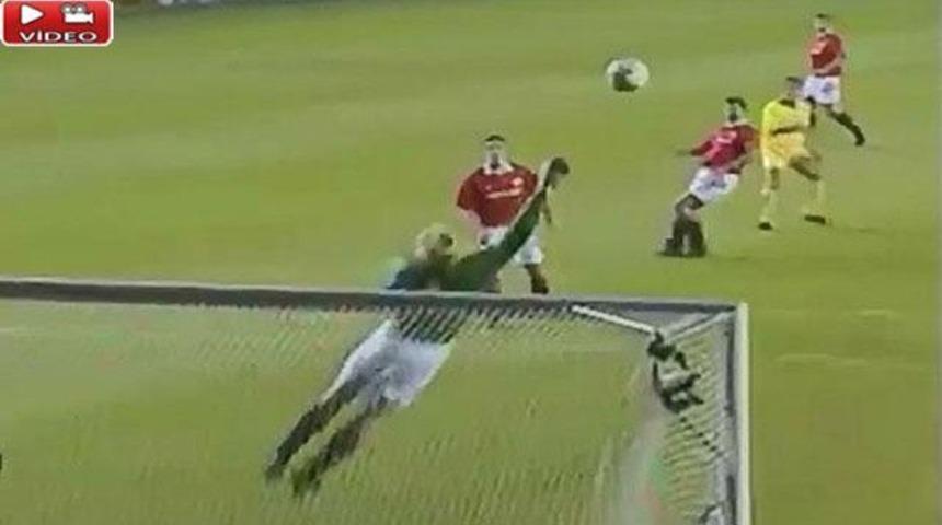 İşte Arif'in Manchester'a attığı gol!