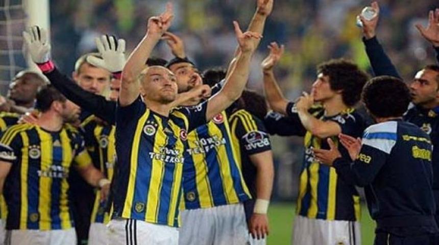 Fenerbah&ccedil;e'de 9 isim kadroya alınmadı!