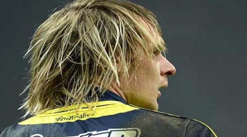 Fenerbah&ccedil;eli iki yıldızdan kul&uuml;be rest!