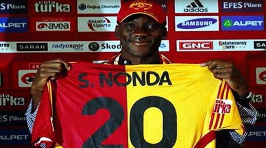 Shabani Nonda futbolu bıraktı..!