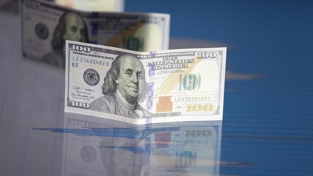 Dolarda 3 yılın en düşük seviyesi! 'Satışlar yoğun şekilde yeniden başladı'