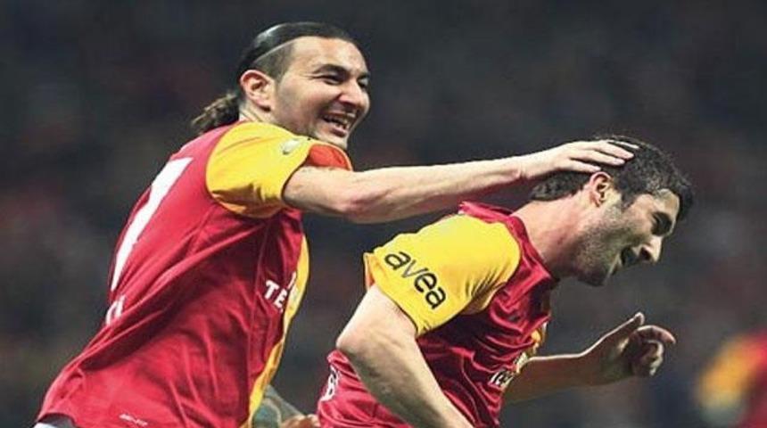 2 Aslan'ın s&ouml;zleşmesi uzatılıyor!