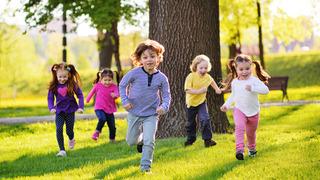 Yaz tatilinde çocukların, yaralanma risklerine karşı ailelere uyarı: 'Yaş ağaç kırığı' nedir? 