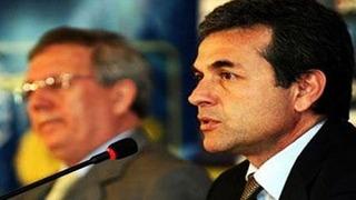 Yönetim, Aykut Kocaman için toplandı