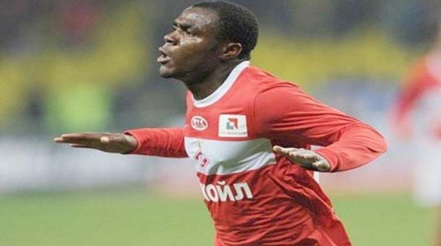 Emenike Fenerbah&ccedil;e'yi şoke etti!