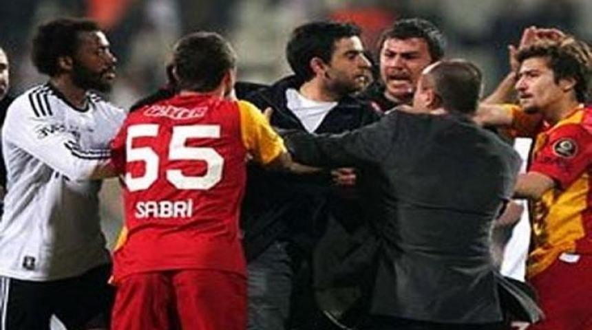 Sabri'den kritik m&uuml;dahale!