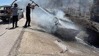 Çanakkale'de alev alan otomobilde 1 kişi hayatını kaybetti