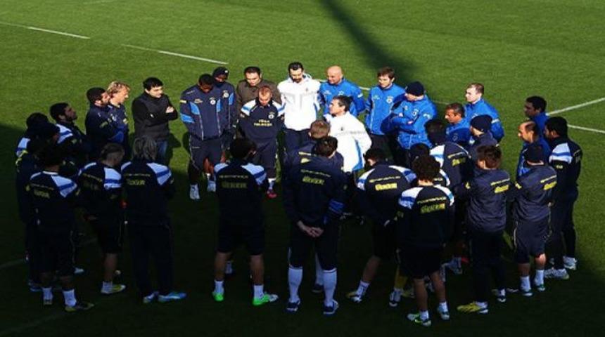 Aykut Kocaman antrenmana &ccedil;ıktı..!