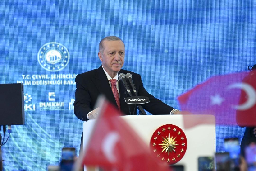 Cumhurbaşkanı Erdoğan: "Gündemlerinde rant var, bant var, butlan var hatta mutlak butlan var ama hizmet yok, eser yok, kentsel dönüşüm hiç yok" 4