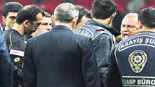Terim'in başı büyük dertte!