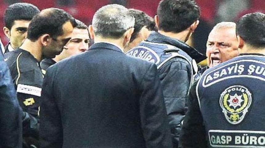 Terim'in başı b&uuml;y&uuml;k dertte!