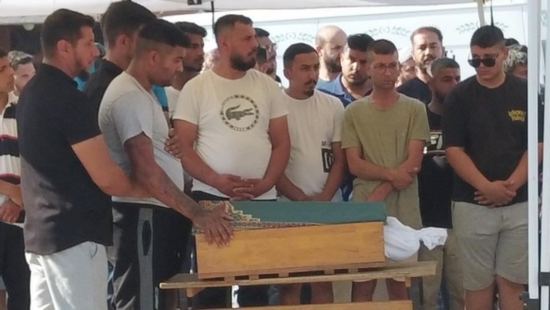 Babanın en zor anları... Edirne deki trafik kazasında ailesinden 5 kişiyi kaybetti 1